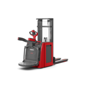 Grâce à leur plateforme rabattable, les doubles-gerbeurs électriques D12 – D14 AP de Fenwick sont particulièrement polyvalents.