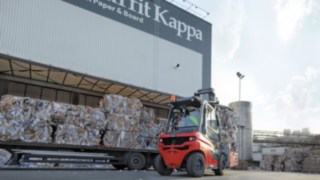 Le chariot élévateur diesel H50 Fenwick chez Smurfit Kappa