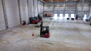 Les modèles Xi lors du test de performance dans un bâtiment.