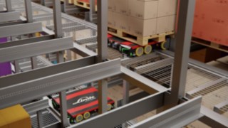 Des QR codes sont apposés sur les côtés des rayonnages.