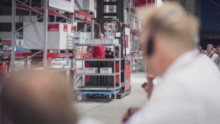 Le préparateur de commandes V modular de Fenwick au WoMH 2022. Le préparateur de commandes V modular de Fenwick au WoMH 2022.